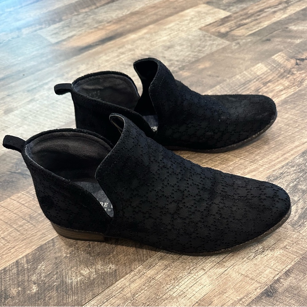 Dr. Scholl’s Size 9 Black Women’s Rate Ankle Bootie